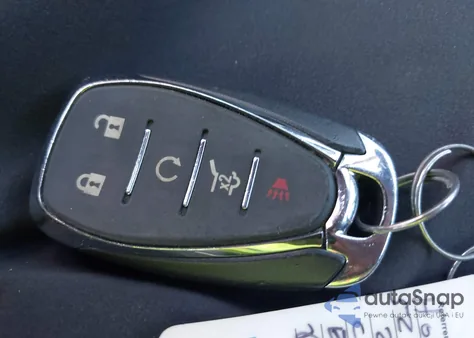 2021 Chevrolet Equinox Awd Lt z USA, uszkodzony, nr VIN 2GNAXUEV7M6147562